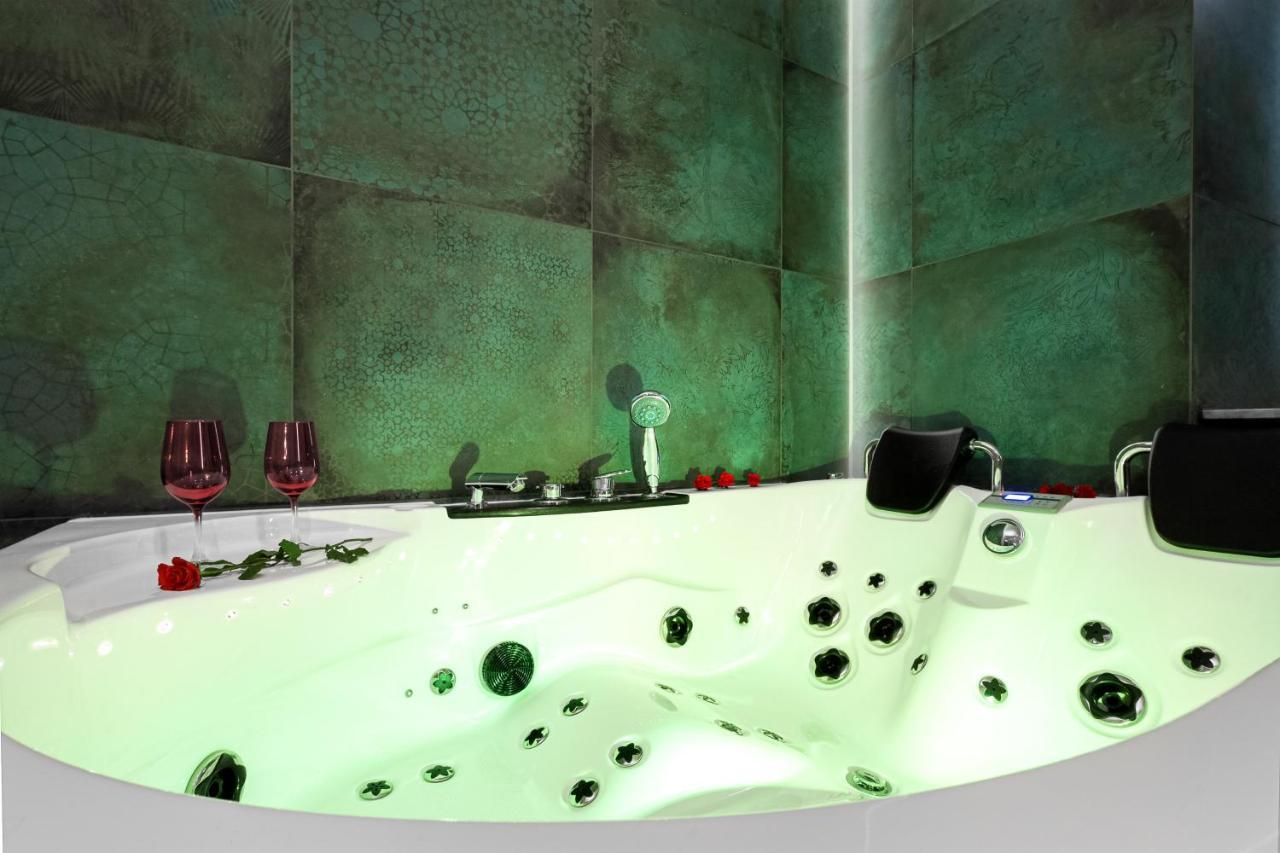 Jacuzzi & Bike Apartment, Krakow Exterior photo